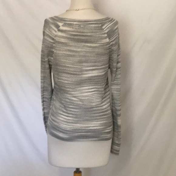 🌸 Anthropologie moth sweater size Xs - Picture 4 of 7